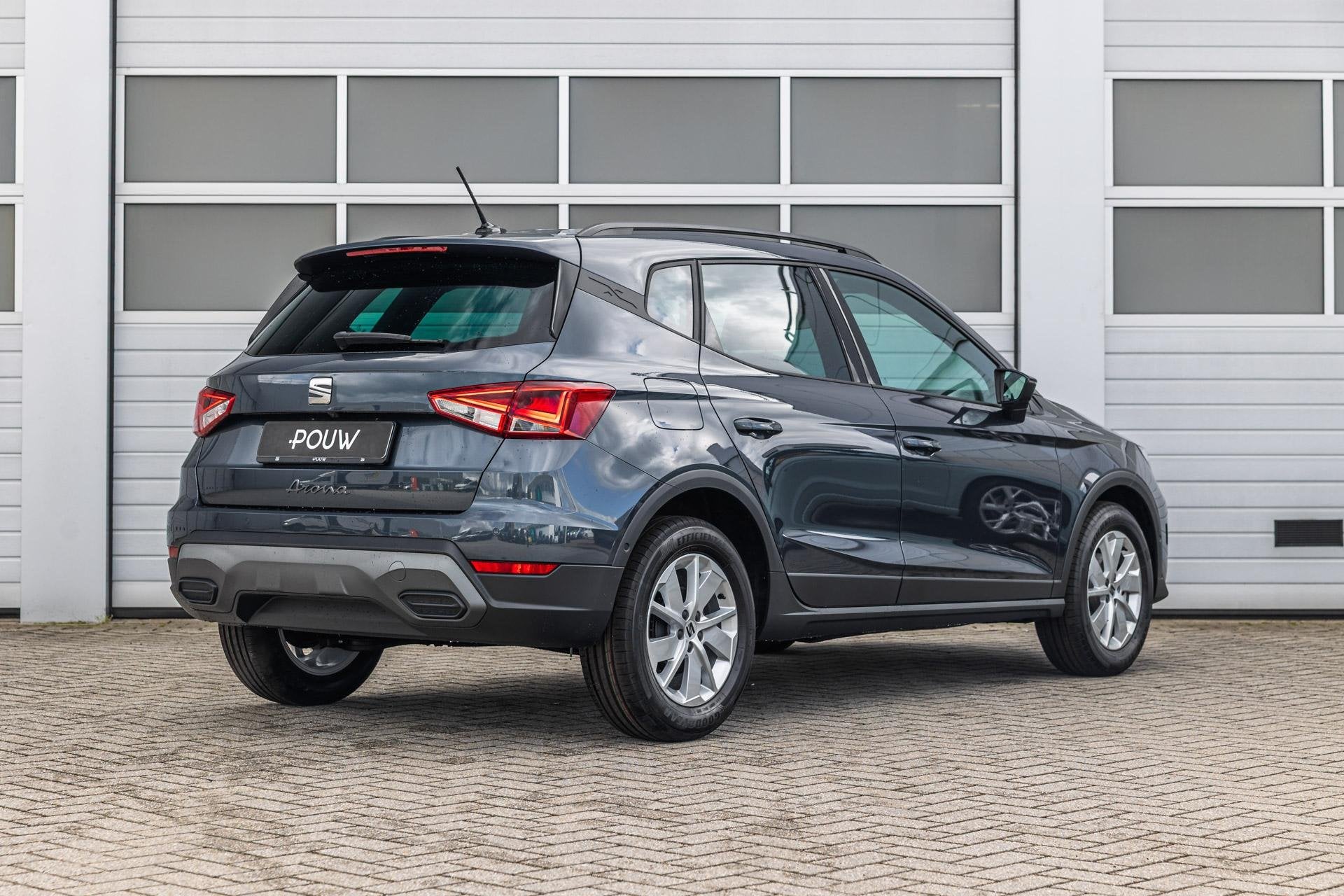 SEAT Arona 1.0 EcoTSI 95pk Style Business Connect | Achterui, Auto's, Voorwielaandrijving, 12 maanden, Stof, 95 pk