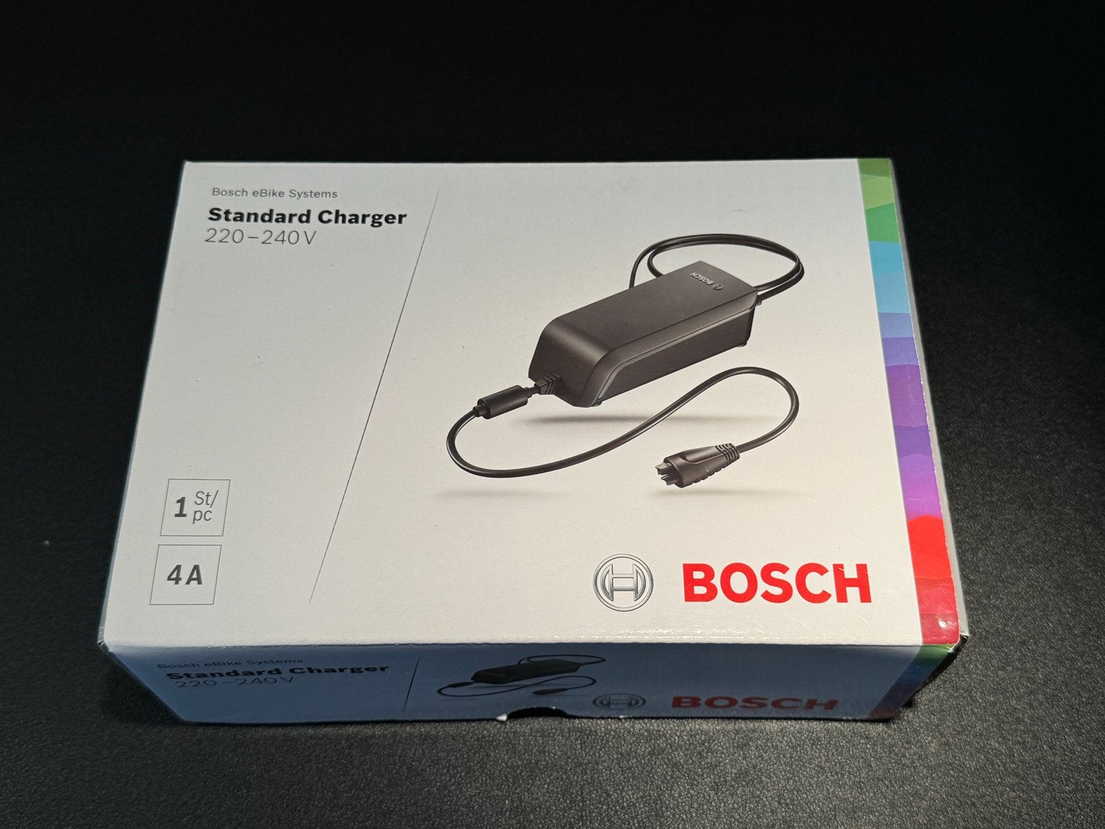 Gloednieuwe Bosch oplader voor fietsaccu 36V / 4A, Ophalen, Nieuw