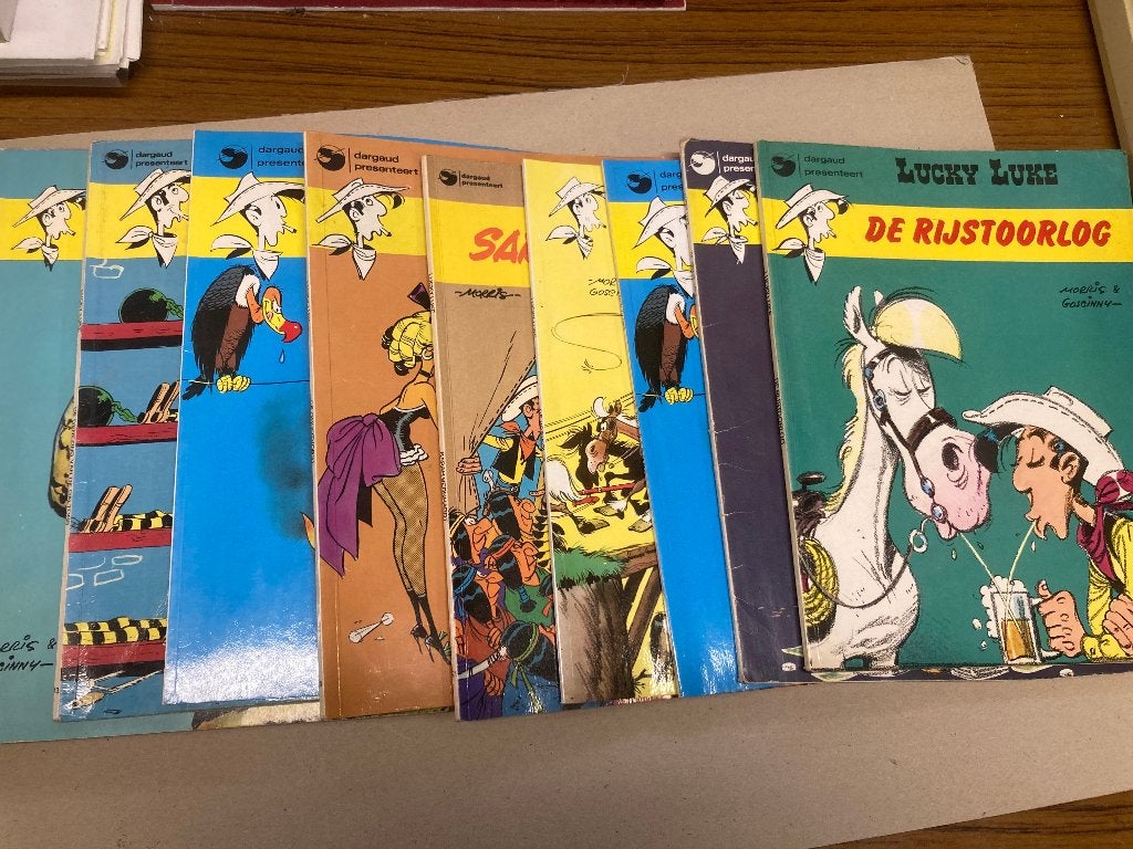 T.K. 43 Stripboeken van Lucky Luke Zie actuele lijst + DVD, Meerdere stripboeken, Ophalen of Verzenden, Gelezen, Morris & Goscinny