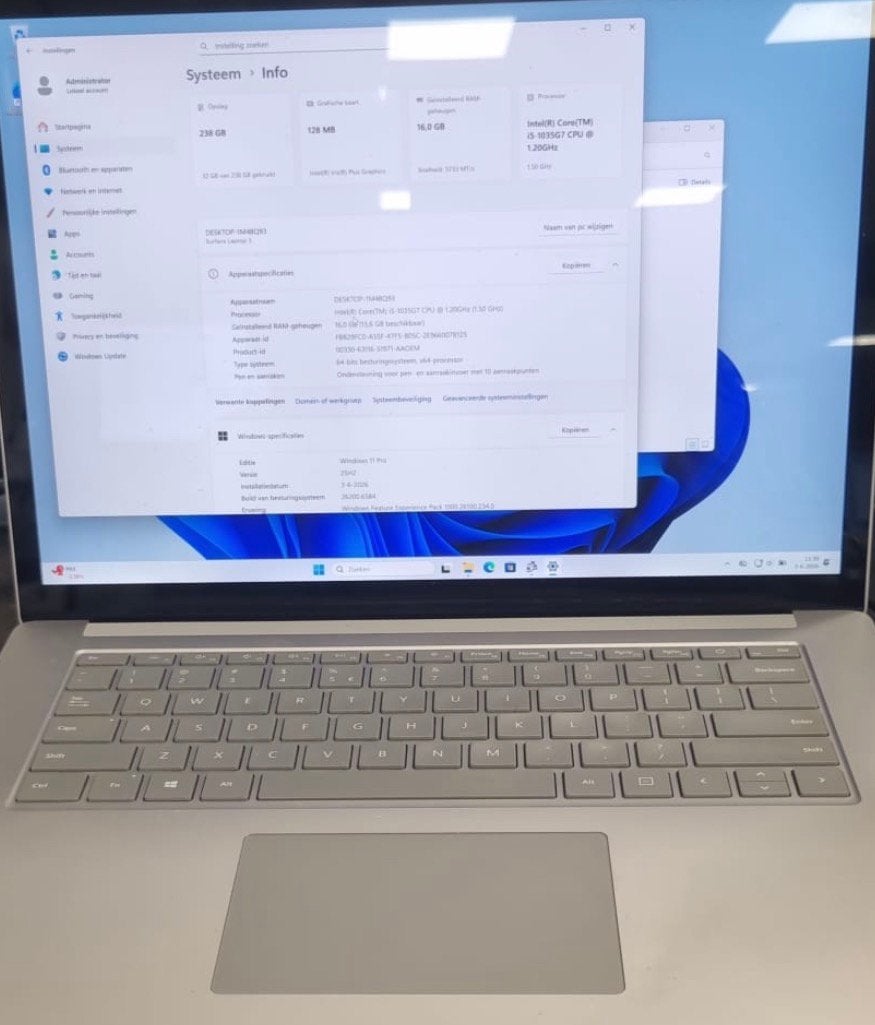Microsoft Surface 3 15 inch i5 16 gb ram 256 gb ssd, Computers en Software, 2 tot 3 Ghz, 15 inch, Ophalen of Verzenden, Zo goed als nieuw