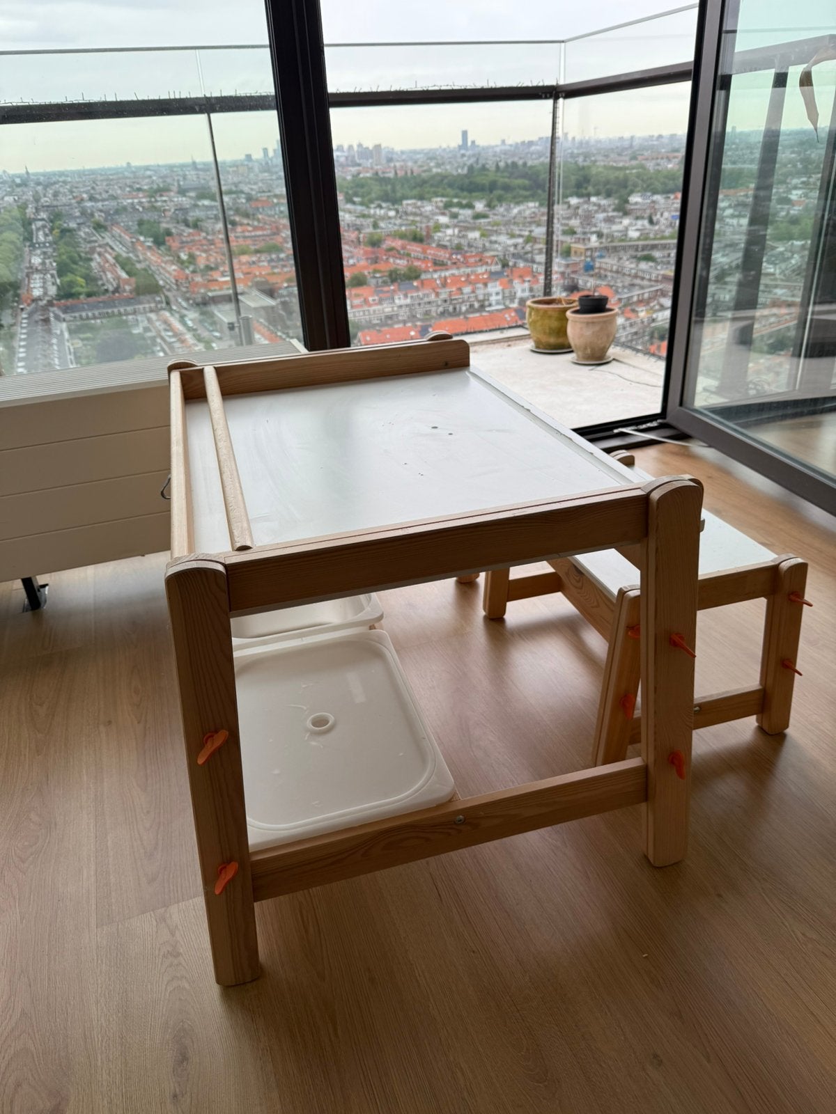 IKEA kinderbureau en stoel, in hoogte verstelbaar, Ophalen, Gebruikt, Tafel(s) en Stoel(en)