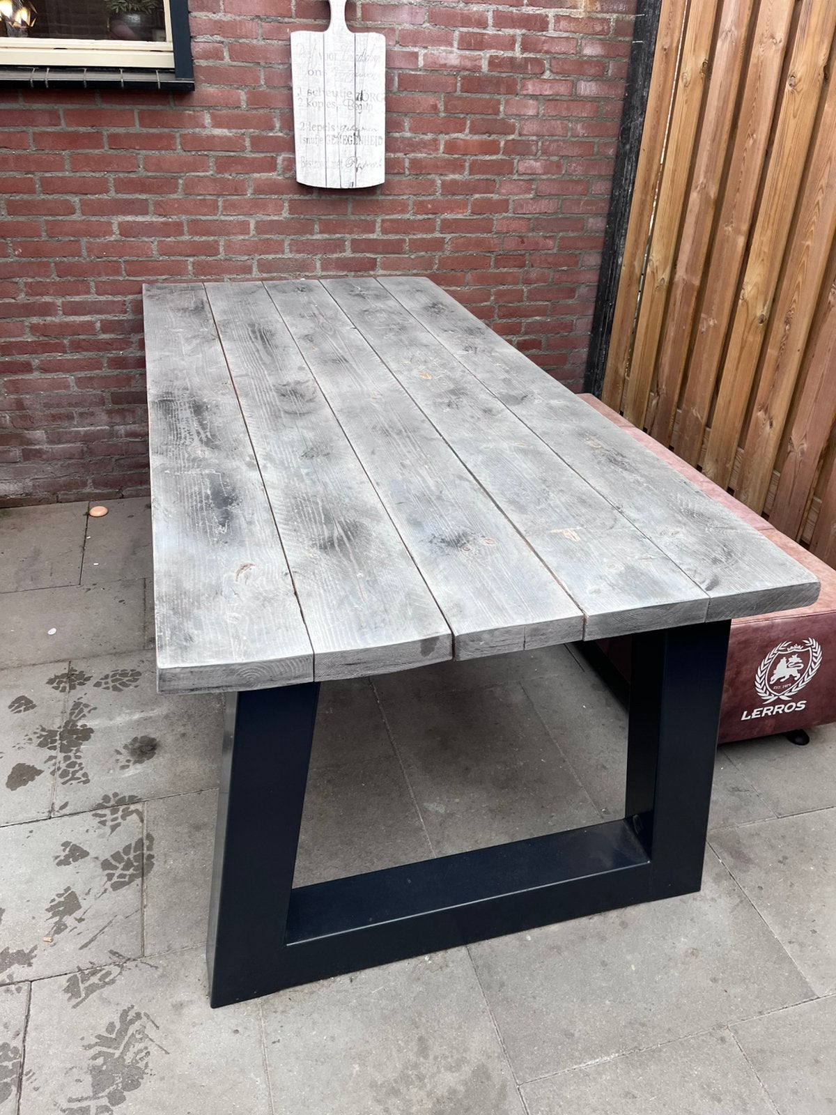 Robuuste tafel of tuin tafel  220 x100 hoogte 81, Tuin en Terras, Ophalen, Gebruikt, Rechthoekig, Hout