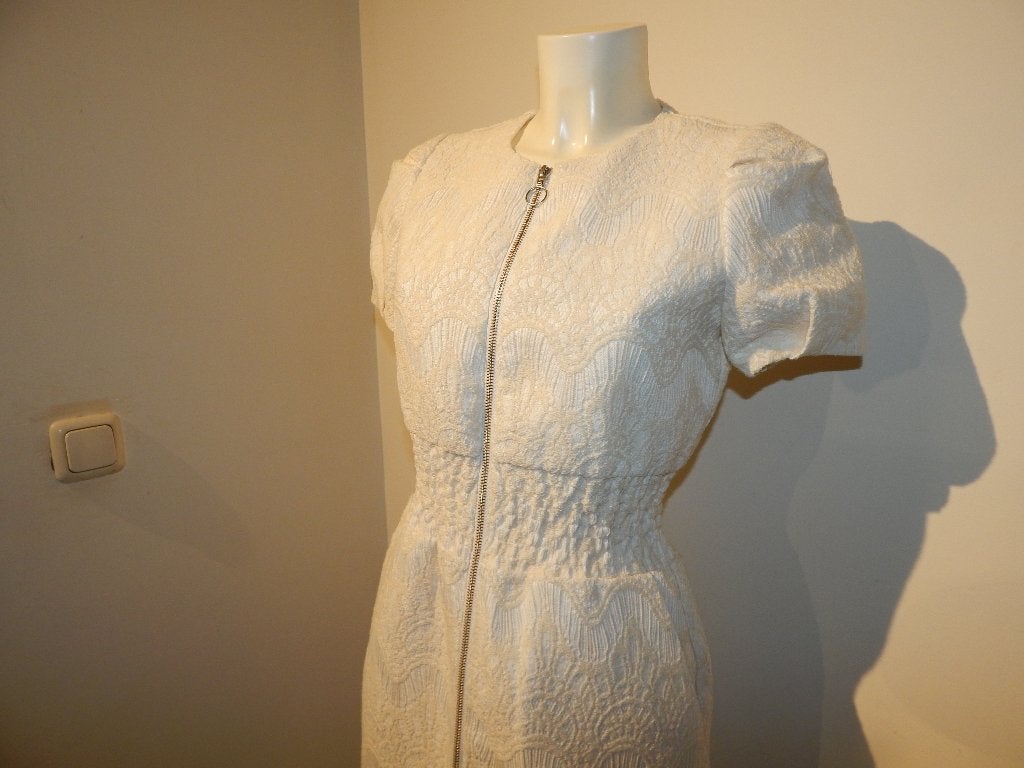 Maje prachtige jurk creme chique motief uitlopende rok 2/M, Maat 38/40 (M), Meerkleurig, Ophalen of Verzenden, Knielengte