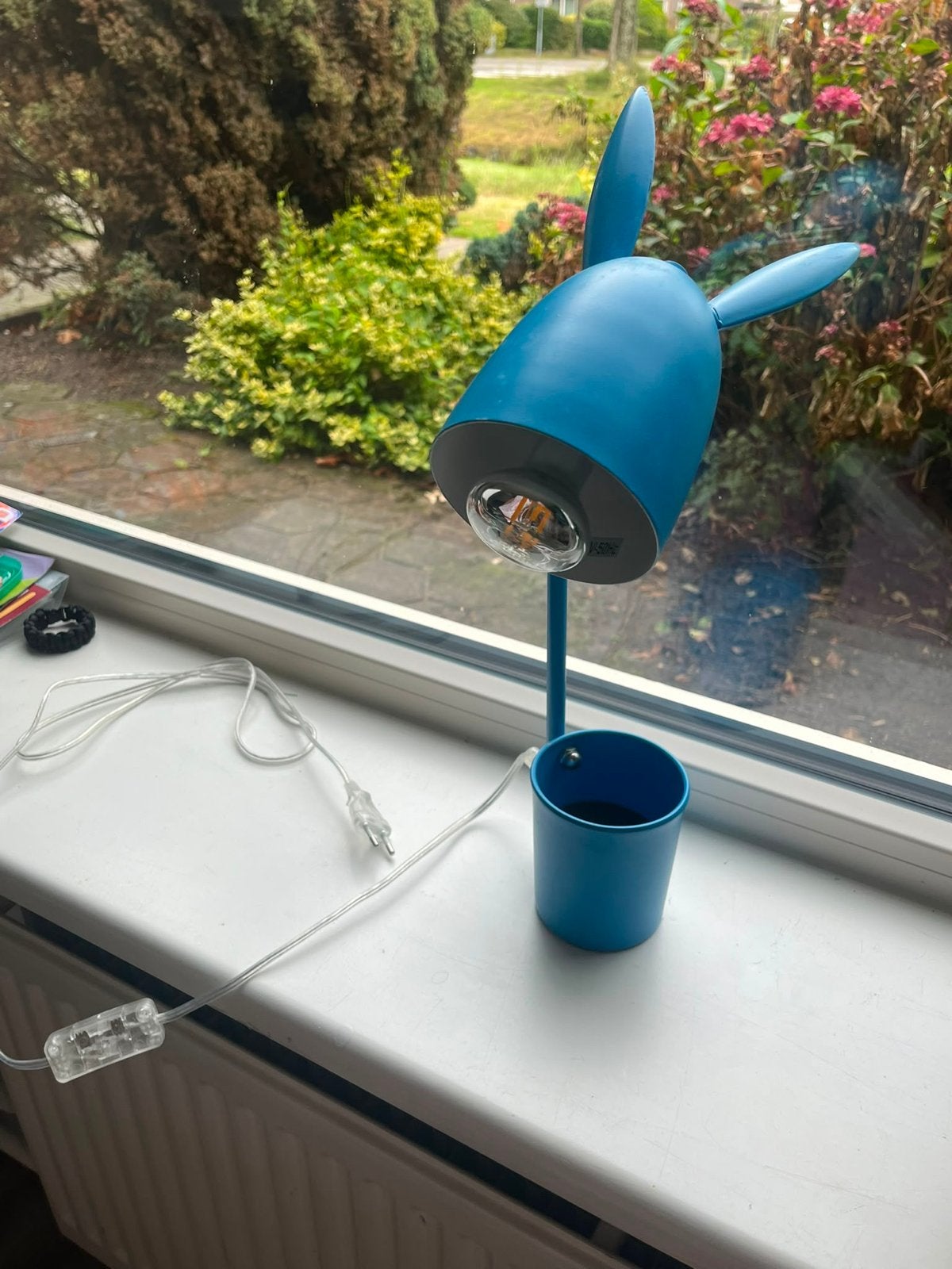 Leuke blauwe tafellamp met opbergvakje, Huis en Inrichting, Blauw, Gebruikt, Overige merken, E14 (klein)