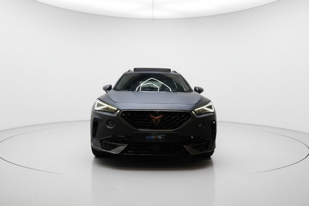 CUPRA Formentor 1.4 e-Hybrid VZ Copper Edition PANO VIRTUAL, Auto's, Cupra, Gebruikt, Zwart, 4 cilinders, Formentor