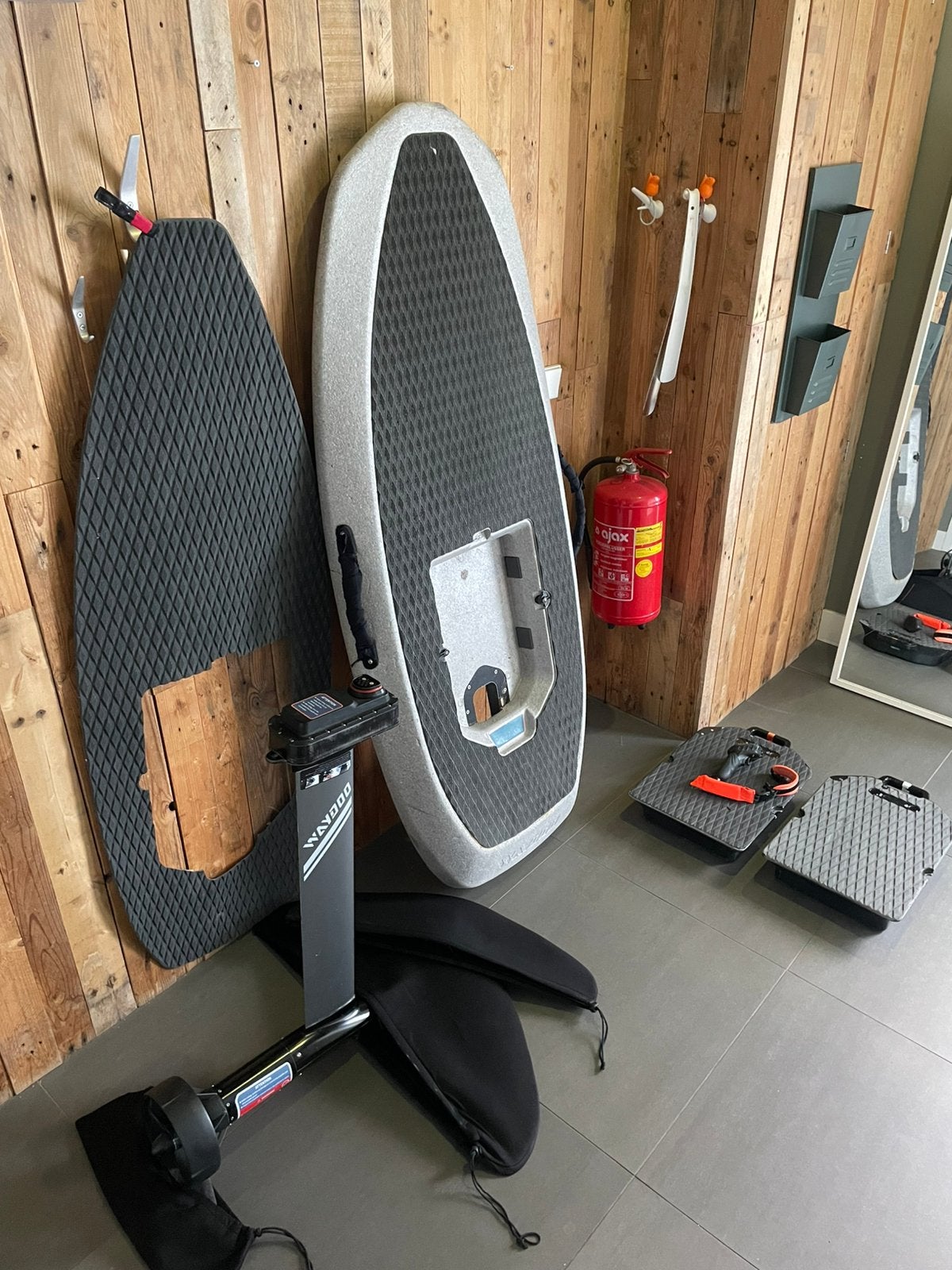 Waydoo Flyer 1 Efoil - 2 accu’s, extra frontwing, prop & pad, Ophalen, Wingsurf-wing
