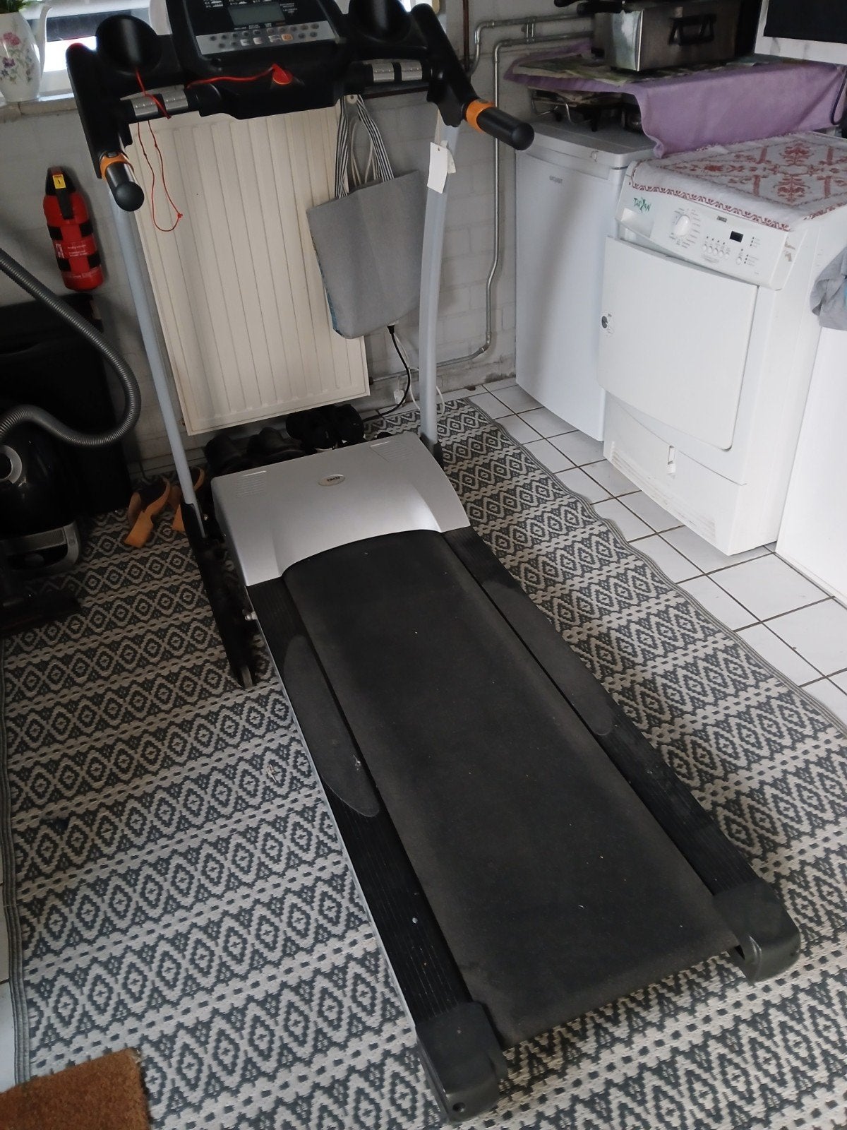 DKN Incline Loopband met Calorie- en Hartslagmeting, Ophalen, Gebruikt, Loopband
