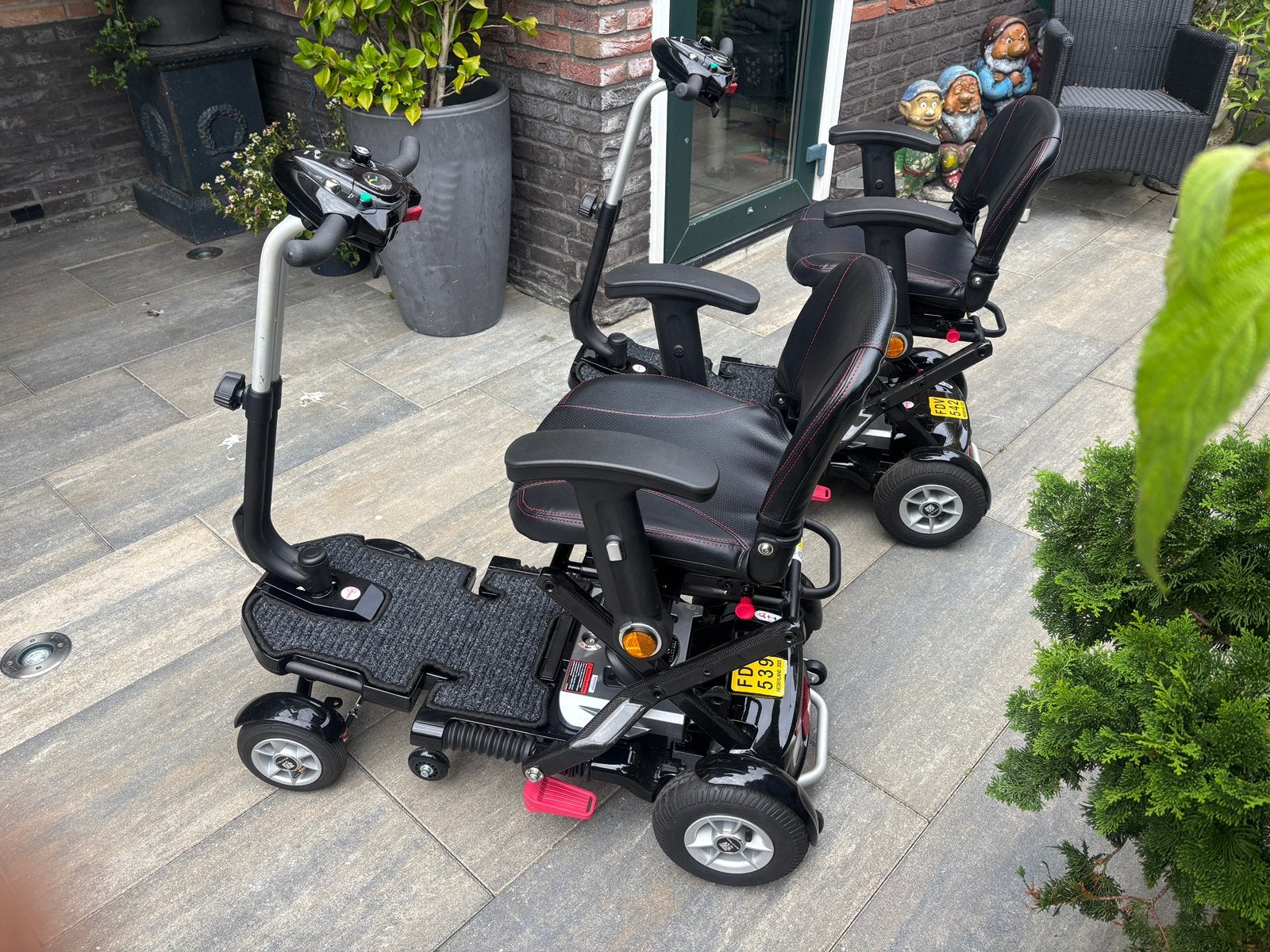 Mango Bobby limited black carbon edition 2x, Diversen, Rolstoelen, Zo goed als nieuw, Elektrische rolstoel, Inklapbaar, Ophalen