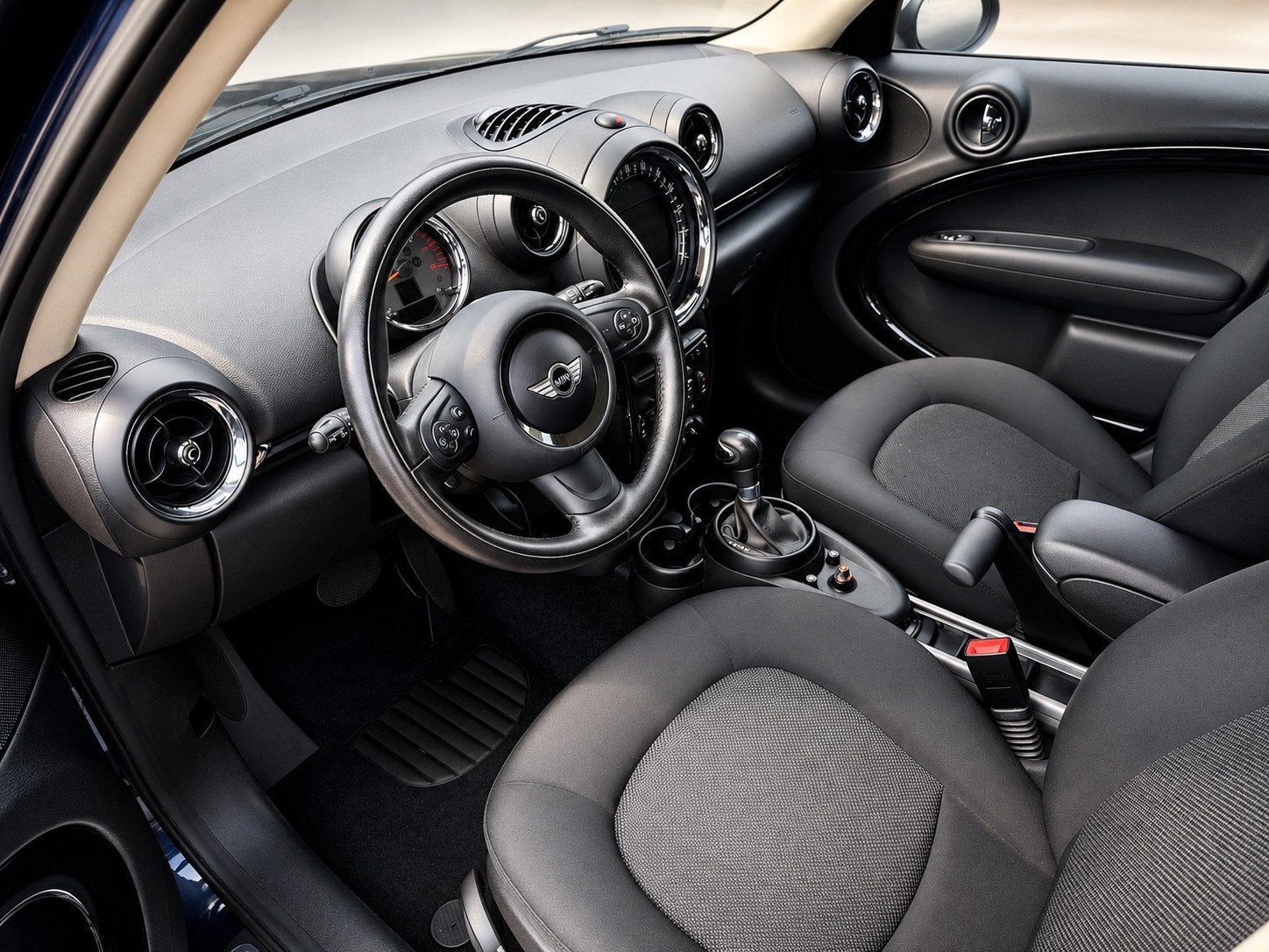 Mini Countryman 1.6 Cooper Automaat + 056.664km ! NAP, Gebruikt, Euro 6, Blauw, Leder en Stof