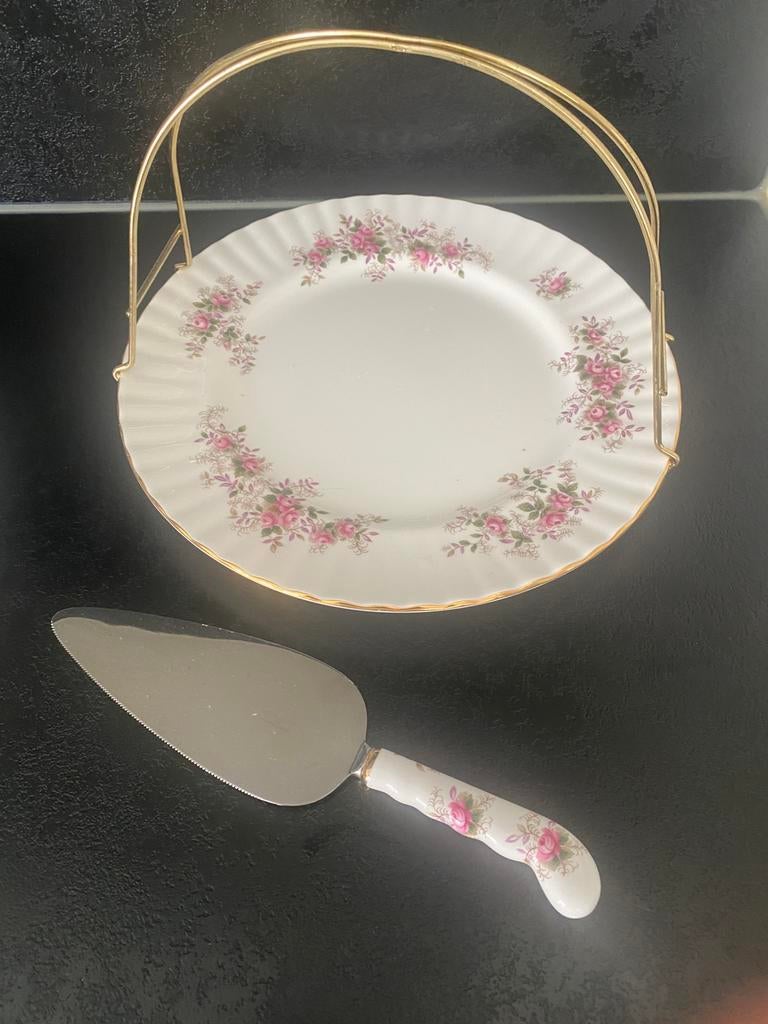 royal albert lavender rose taart schaal met taart schep, Ophalen of Verzenden
