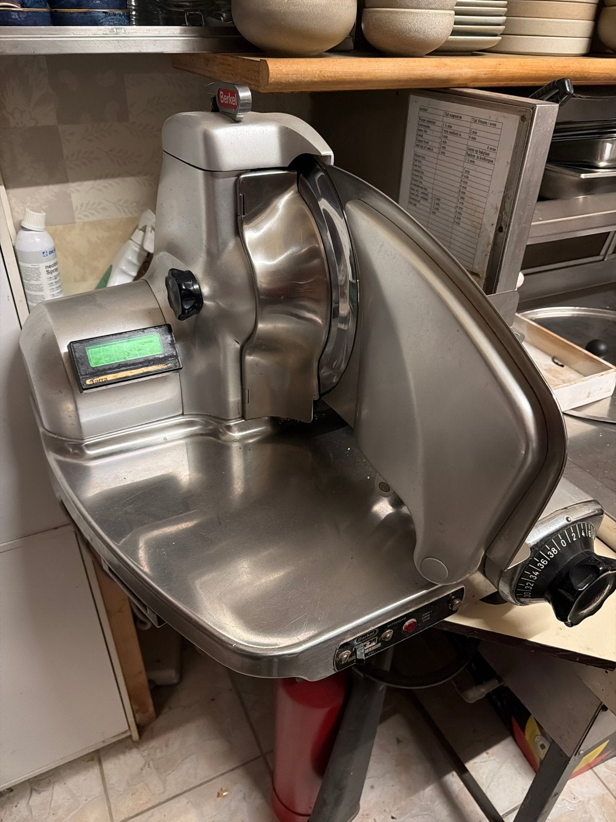 Berkel Horeca Vleessnijmachine Model 834 - Professioneel, Ophalen of Verzenden, Gebruikt, Bakkerij en Slagerij