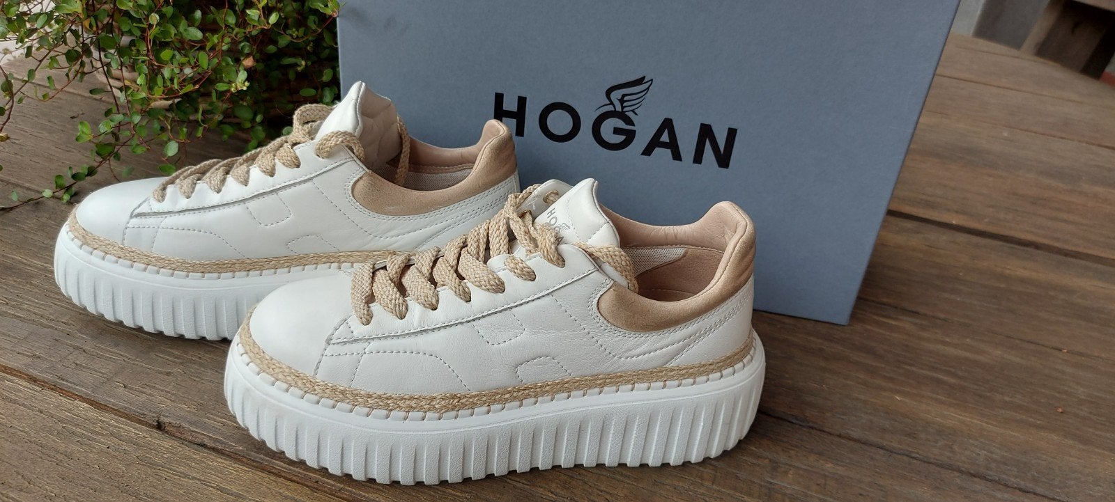 Hogan H-Stripes Sneakers Maat 36 / 37, Kleding | Dames, Schoenen, Ophalen of Verzenden, Zo goed als nieuw, Wit, Sneakers of Gympen