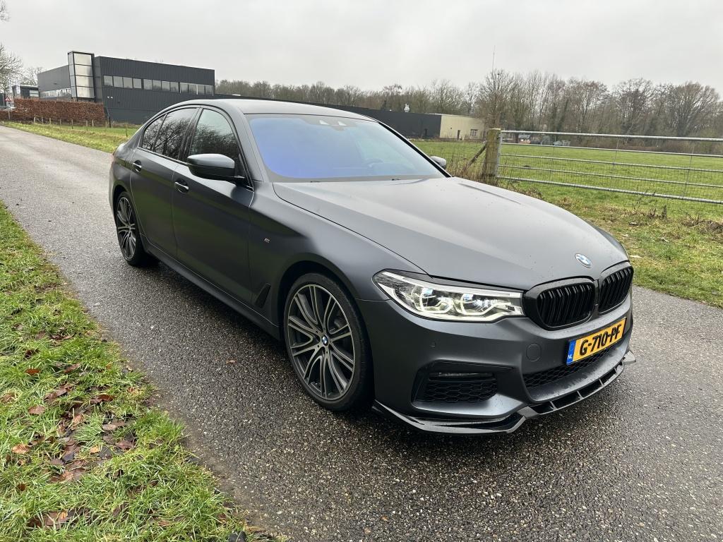 BMW 5 Serie 520i High Executive Individual M-Pakket, Auto's, BMW, Automaat, 1998 cc, Achterwielaandrijving, Gebruikt