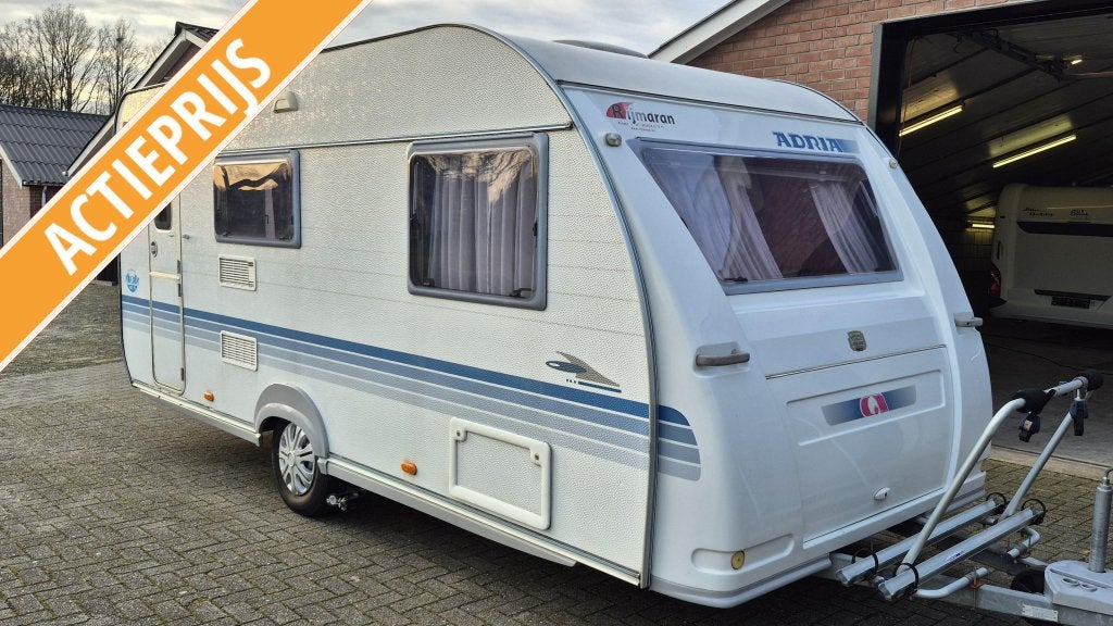 Adria Adora 482 PS,Nieuwe voortent Bovagkeuring 2025. Mover., Bedrijf, 4 tot 5 meter, Overige, 1000 - 1250 kg