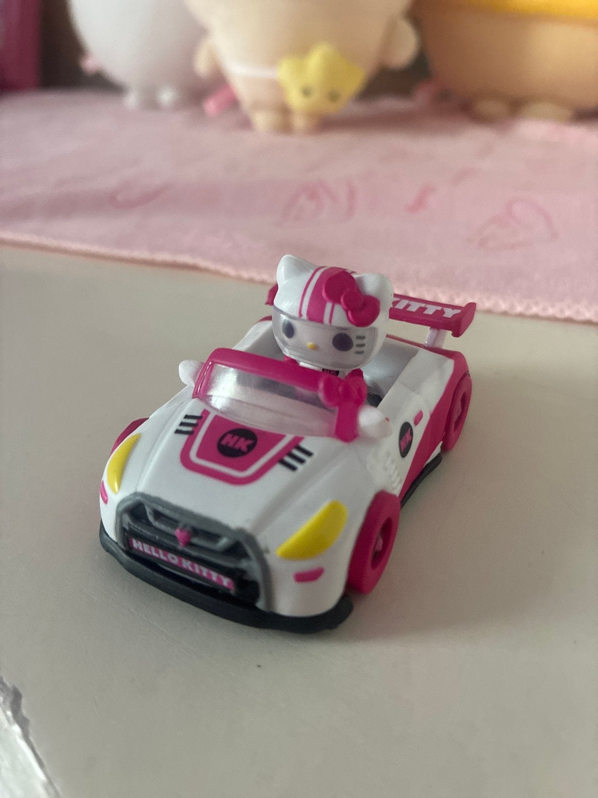 Hello Kitty Sanrio Funko Mini Raceauto, Ophalen of Verzenden, Zo goed als nieuw