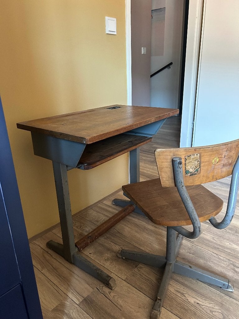 Oud Schooltafeltje, Ophalen, Gebruikt, Hout, Kinderbureau