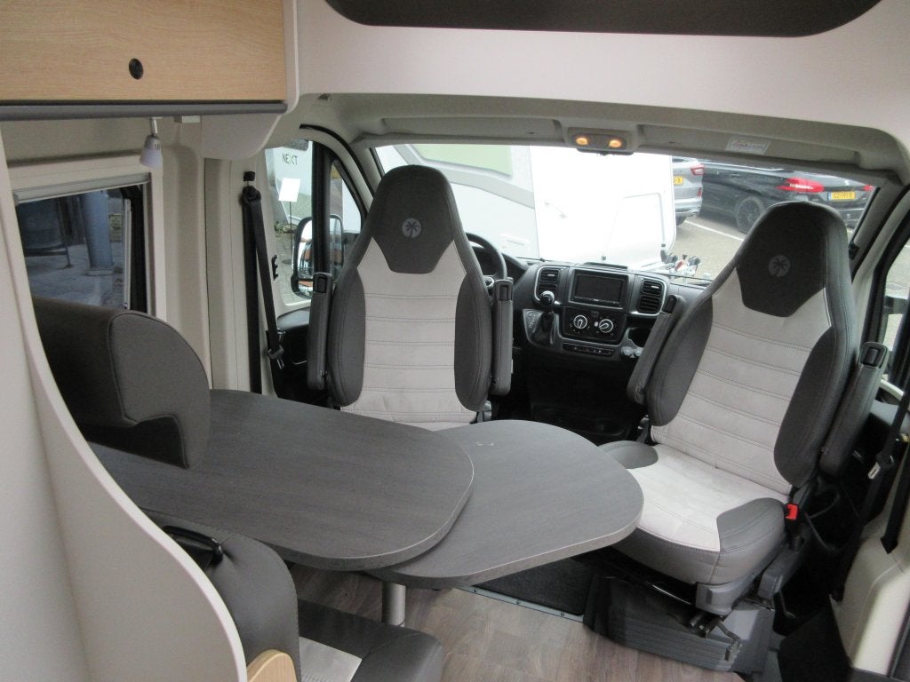 Sunlight Cliff 640 AUTOMAAT LUIFEL BEARLOCK, Caravans en Kamperen, Automaat, Luifel, Sunlight, Ringverwarming