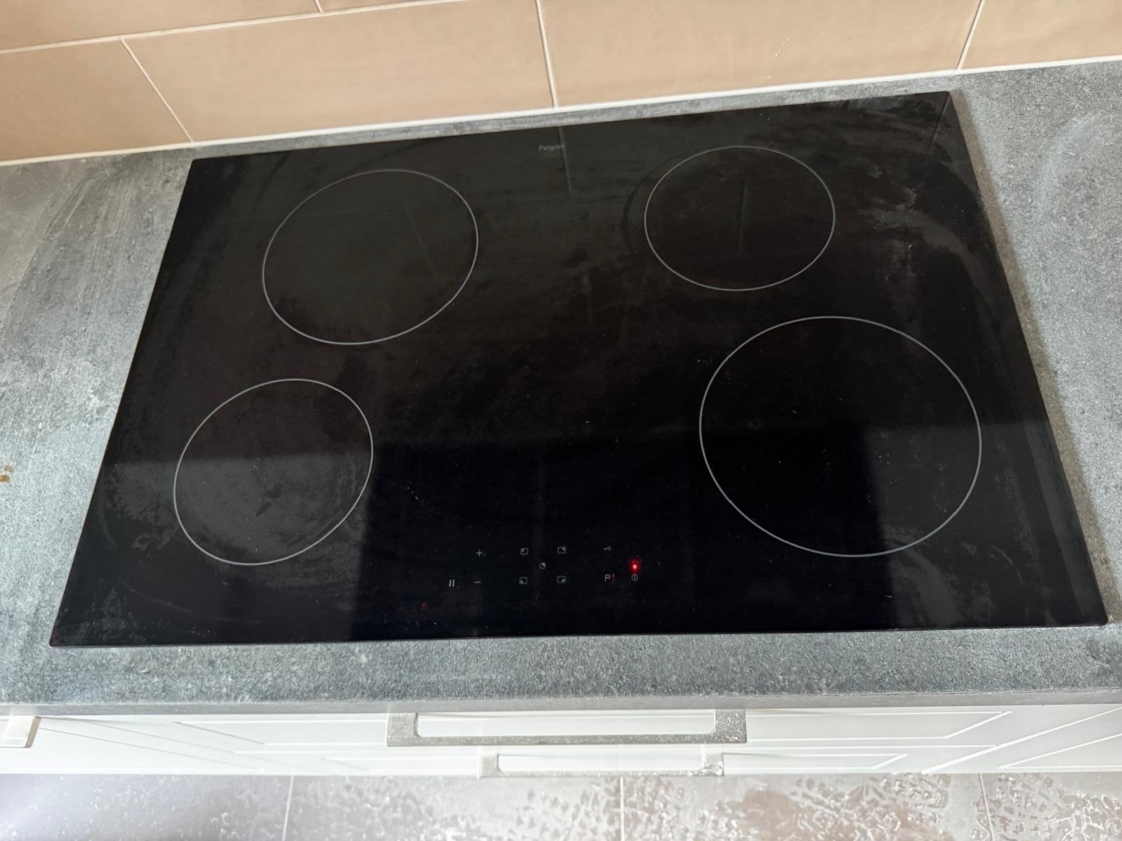 Inductie kookplaat met 4 kookzones, Witgoed en Apparatuur, Ophalen, Gebruikt, 4 kookzones, Energieklasse A of zuiniger