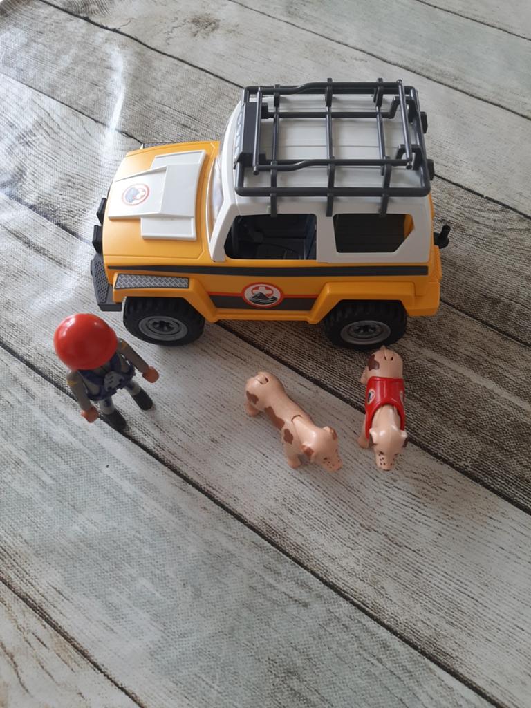 Playmobil jeep met figuur en honden, Ophalen of Verzenden, Gebruikt