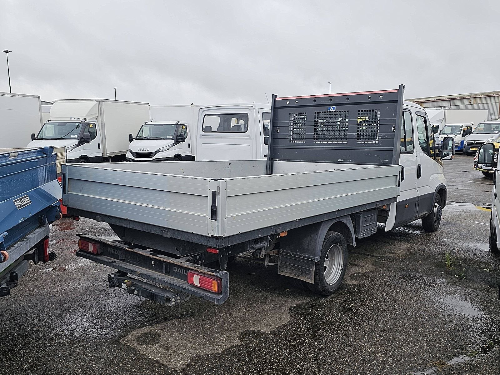 IVECO DAILY 35C14 dub.cab open-laadbak, Auto's, Automaat, 136 pk, Gebruikt, Euro 6