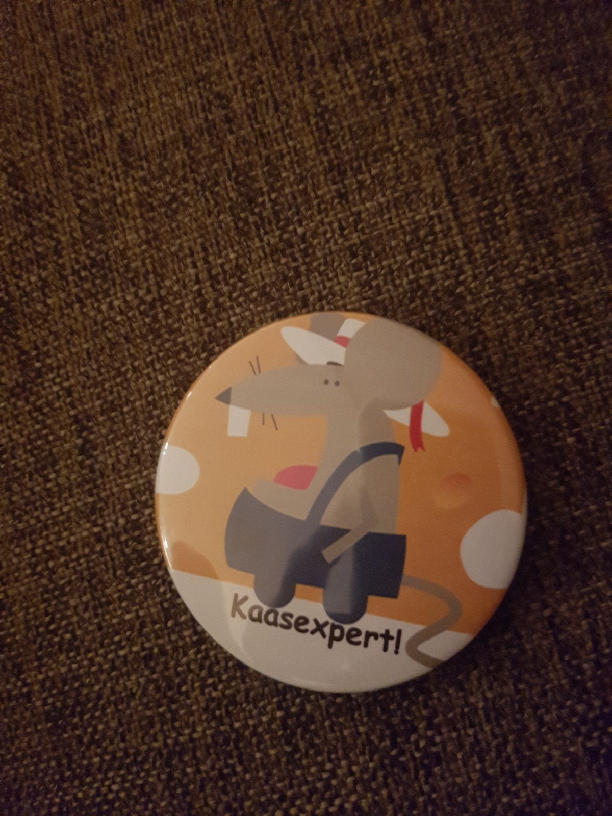 Kaasexpert! Button / Speldje met muis, Ophalen of Verzenden, Gebruikt, Dier of Natuur, Button