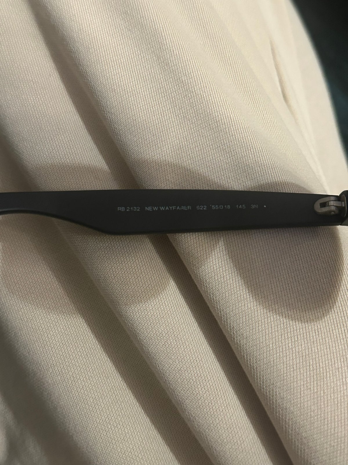 Ray-Ban New Wayfarer Zonnebril (RB 2132), Ophalen, Gebruikt, Zonnebril, Zwart