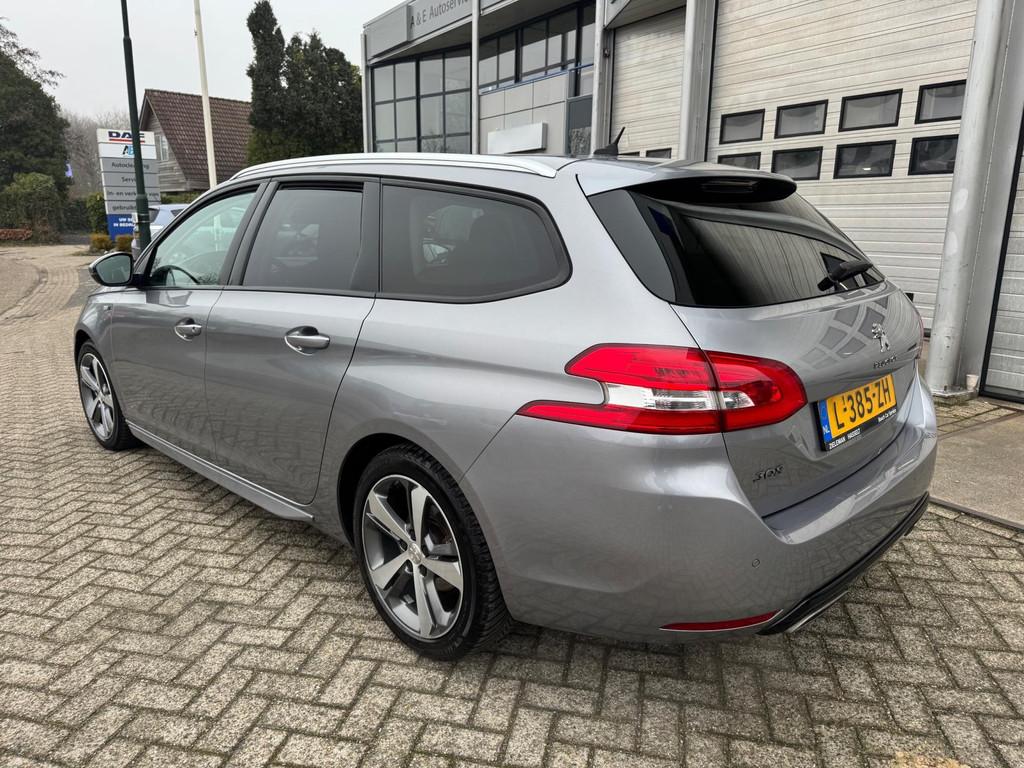Peugeot 308 SW 1.2 PureTech Blue Lease GT-line Pano,Camera, Gebruikt, Euro 6, 1199 cc, 1165 kg