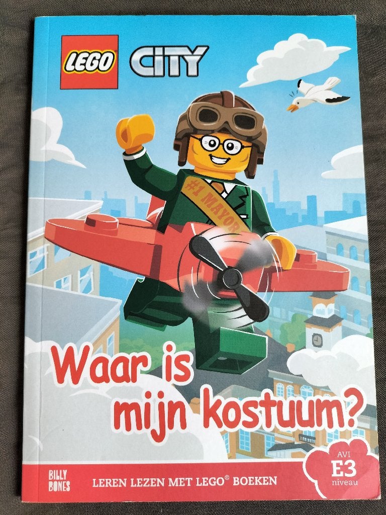 Leren lezen met Lego - Waar is mijn kostuum? / avi E3, Ophalen of Verzenden, Zo goed als nieuw, Lego, Fictie algemeen