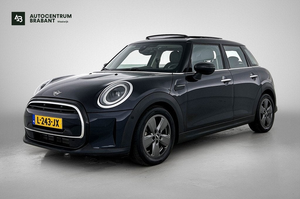 Mini 5-Deurs 1.5 Cooper Classic (NL-auto, 1e Eig Dealer Onde, Auto's, Mini, 136 pk, Gebruikt, Blauw, Origineel Nederlands
