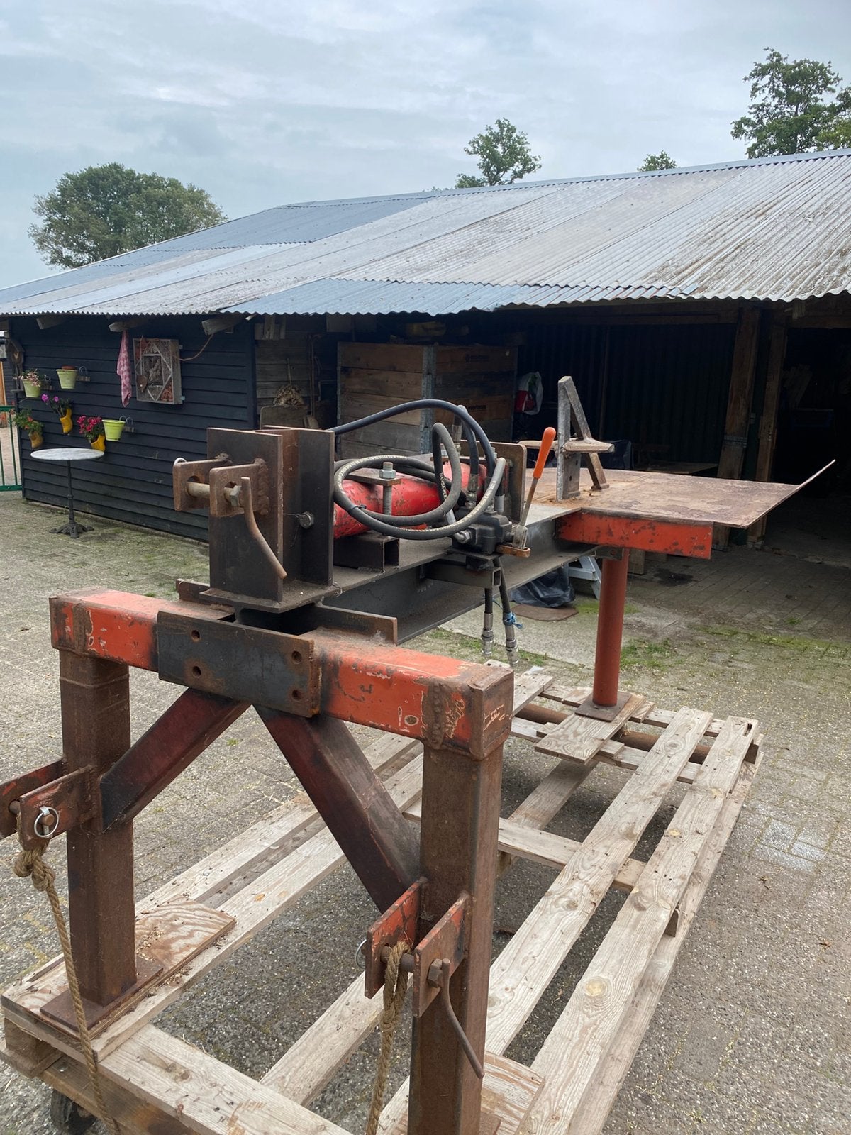 Houtkloofmachine op olie druk, Ophalen of Verzenden