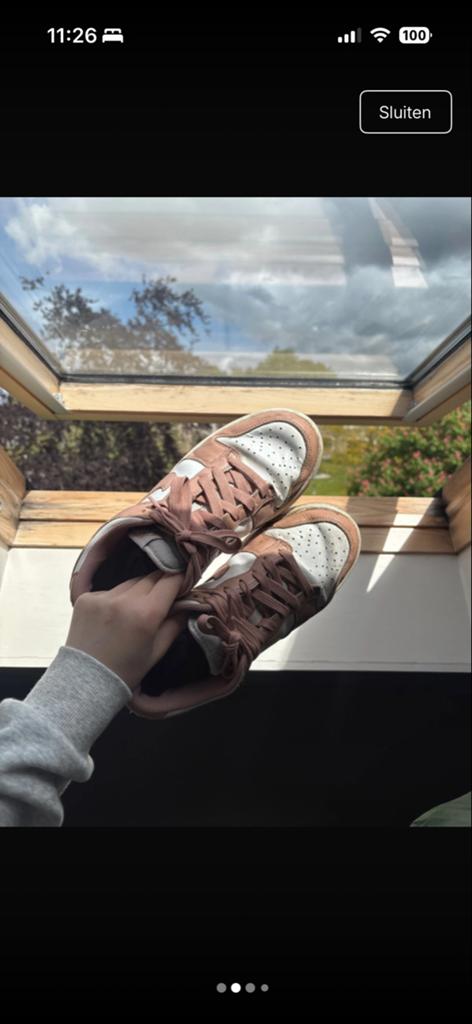 Nike Dunk Low 'Rose Whisper' sneakers, Kleding | Dames, Schoenen, Ophalen of Verzenden, Gedragen, Roze, Sneakers of Gympen
