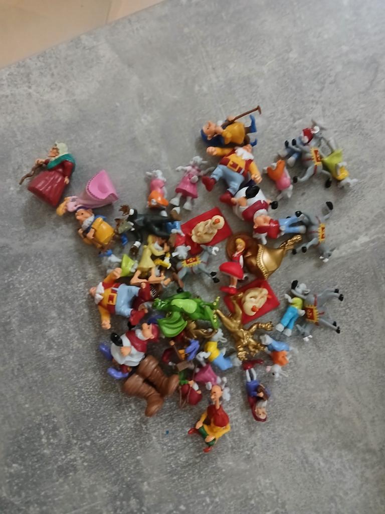 Efteling poppetjes en vinger poppetjes hele set mag weg, Verzenden, Zo goed als nieuw, Beeldje of Poppetje