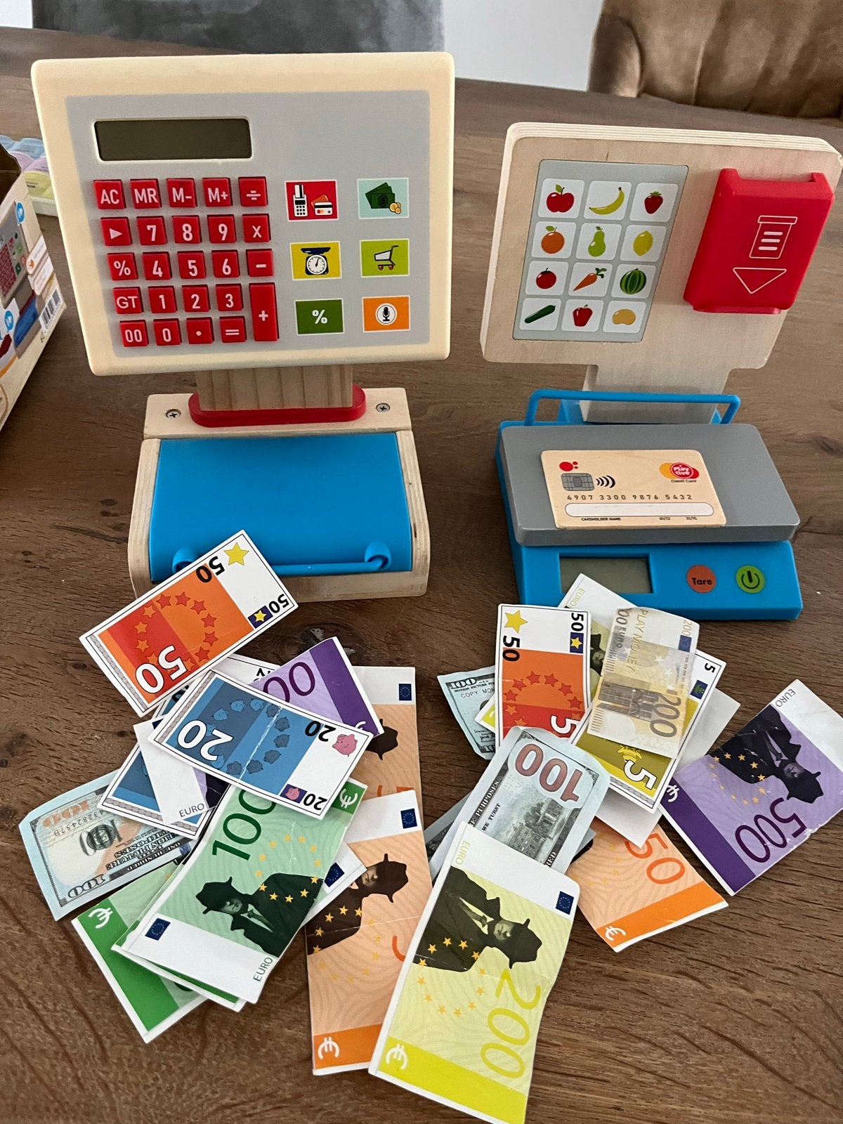Complete Houten Winkeltje Speelset met Kassa en Weegschaal, Ophalen of Verzenden, Zo goed als nieuw, Jongen of Meisje