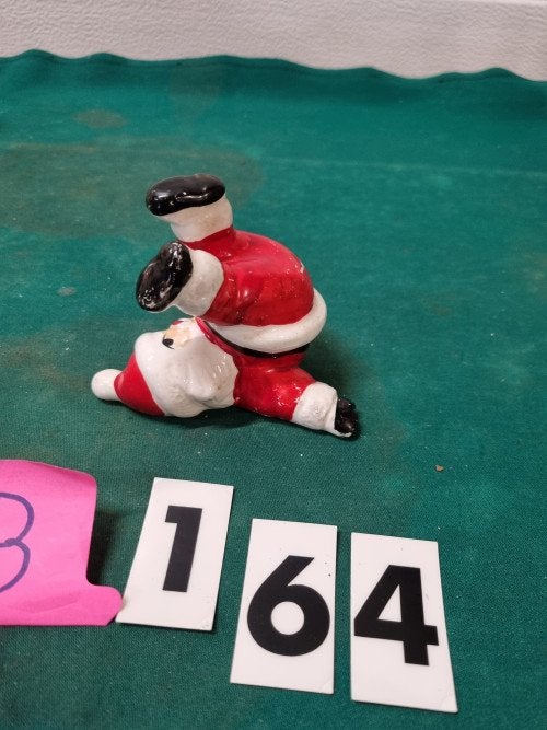 beeld kerstman op de kop [b164], Diversen, Kerst, Ophalen of Verzenden, 'T Olde Gre-j, Info@toldegrej.nl, Endepoelstraat 20f Didam