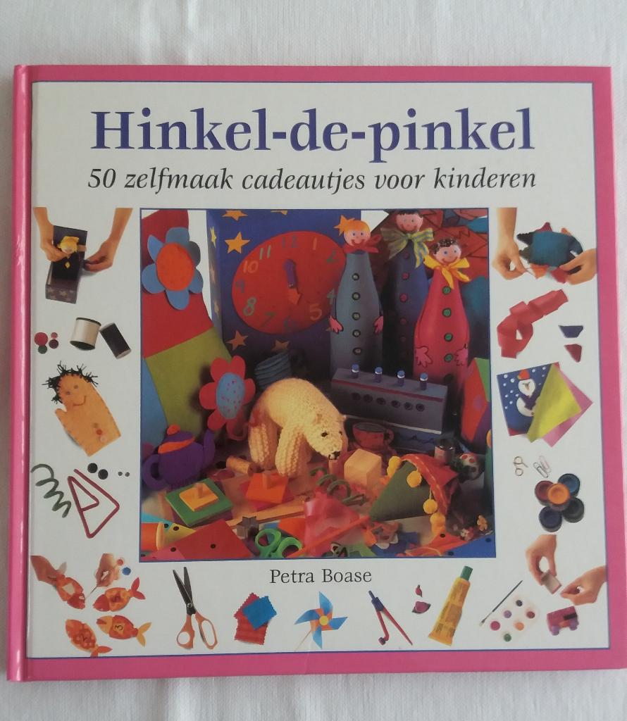 Hinkel-de-pinkel - petra boase, 50 zelfgemaakte cadeautjes, Ophalen of Verzenden, Gelezen, Overige onderwerpen