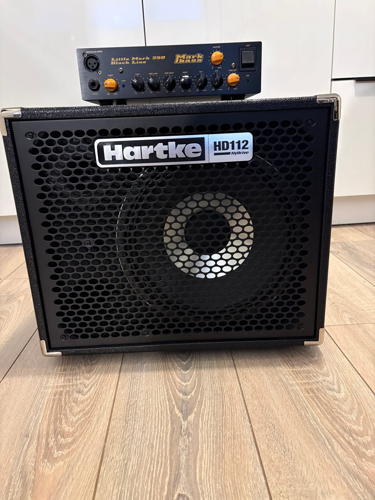 Hartke HD112 4&8 ohm omschakelbaar 300 watt, Ophalen, Zo goed als nieuw, 100 watt of meer
