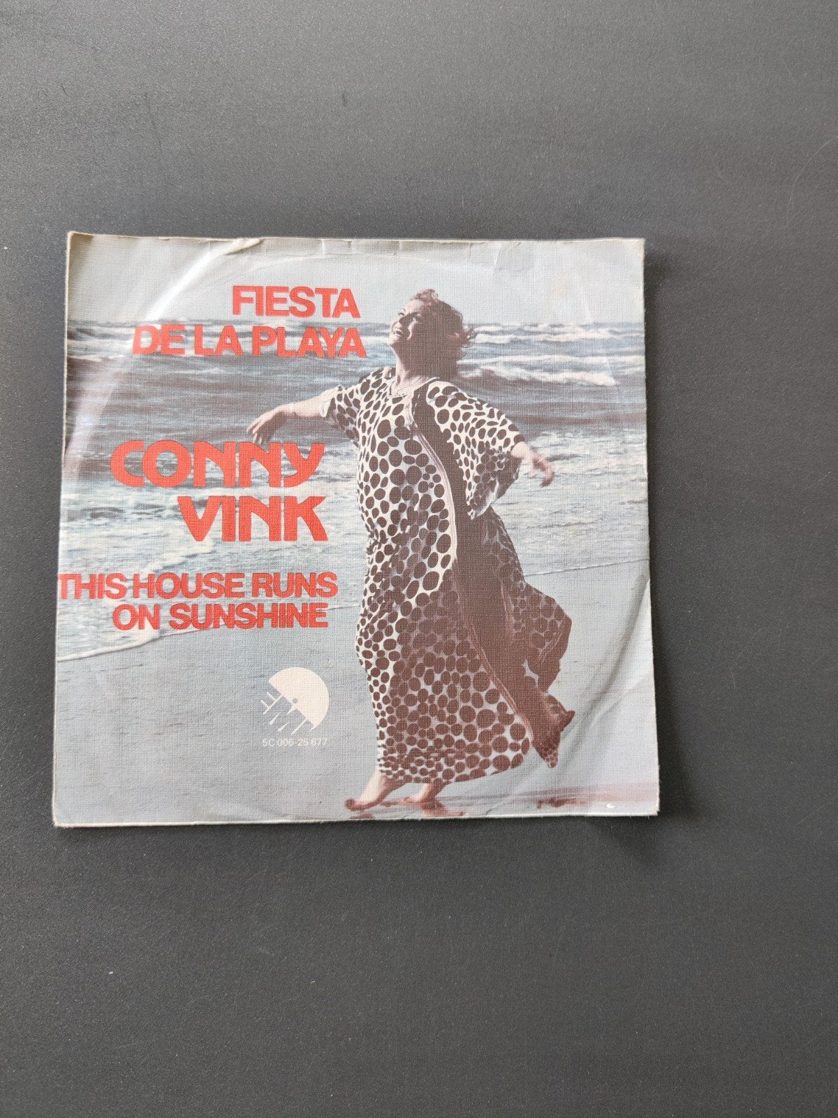 Conny Vink - Fiesta De La Playa / This House Runs On Sunshin, Cd's en Dvd's, Vinyl | Nederlandstalig, Ophalen of Verzenden, Zo goed als nieuw