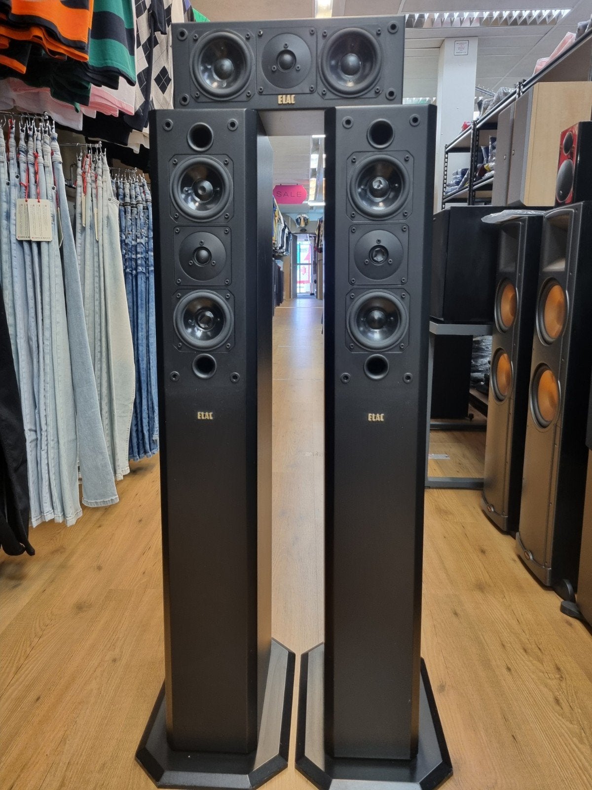 Elac M 100 luidsprekers + Center, Audio, Tv en Foto, Luidsprekers, Overige merken, Gebruikt, //, Ophalen of Verzenden