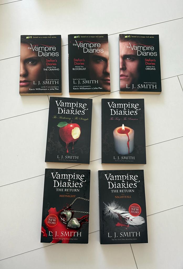 The Vampire Diaries boekenreeks L.J. Smith, Boeken, Fantasy, Zo goed als nieuw, Ophalen of Verzenden
