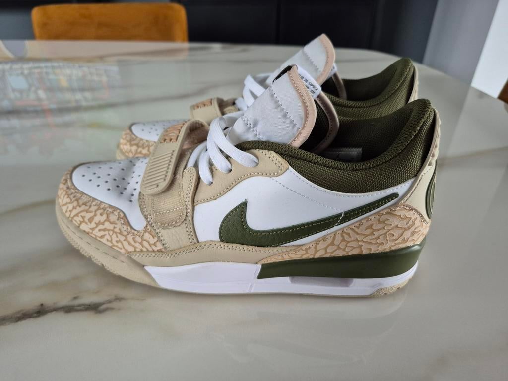 Zgan Nike air Jordan Paris saint-germain maat 41, Ophalen of Verzenden, Zo goed als nieuw