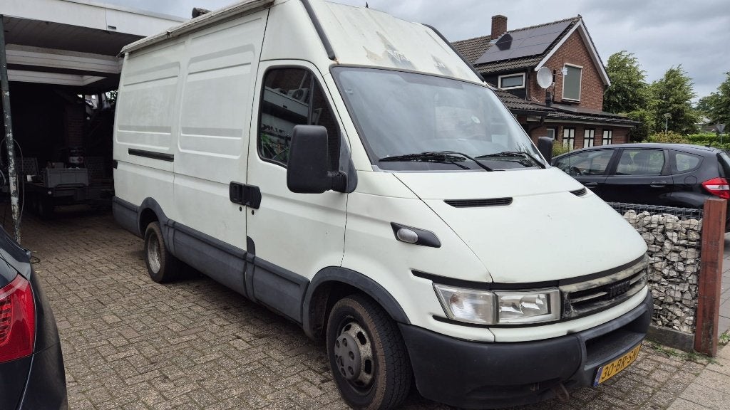 Iveco Daily 35.C.15V Euro 3 2005, 145 pk, Achterwielaandrijving, 4 cilinders, Iveco