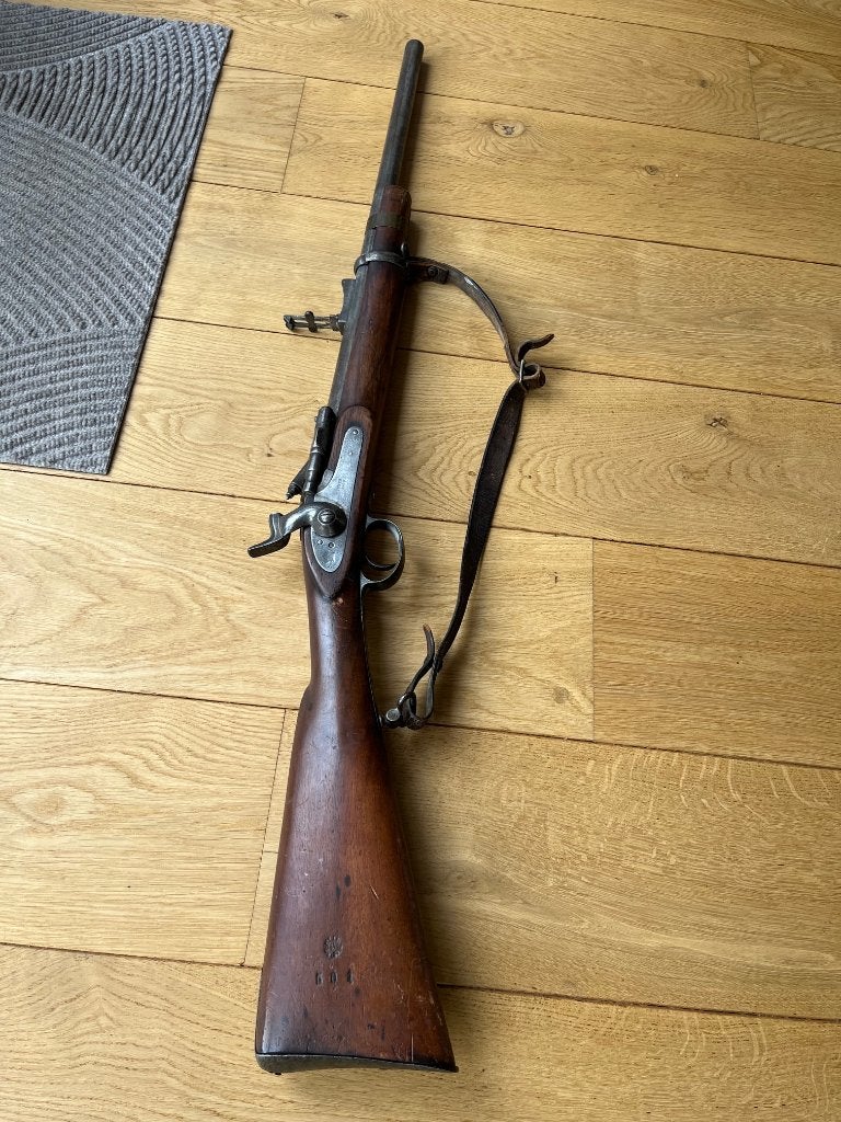 GEZOCHT antieke geweren, pistolen, revolvers en zwaarden, Ophalen of Verzenden, Overige soorten, Overige gebieden
