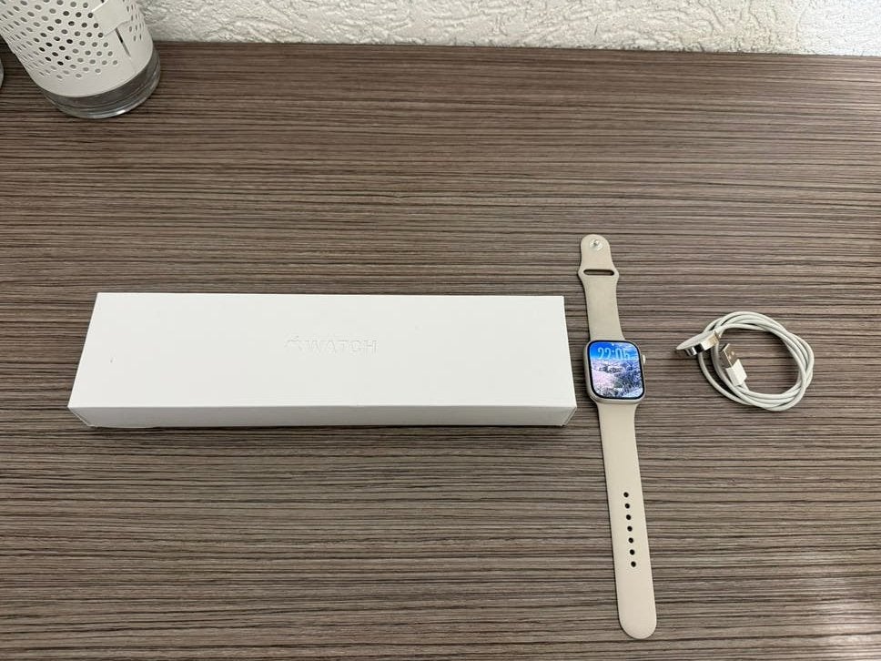 Apple Watch Series 8 - Starlight 45MM - Gebruikssporen, IOS, Ophalen of Verzenden, Zo goed als nieuw, Waterdicht