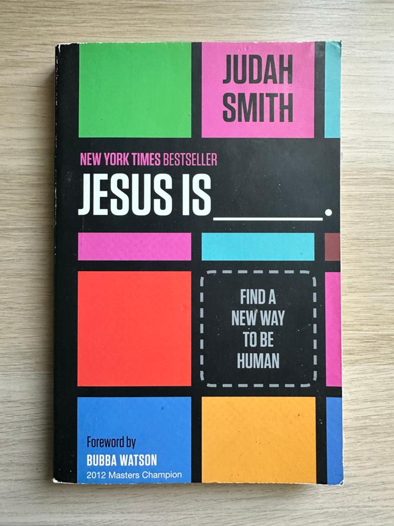 Jesus Is: Find a New Way to Be Human - Judah Smith, Ophalen of Verzenden, Gelezen, Christendom | Protestants