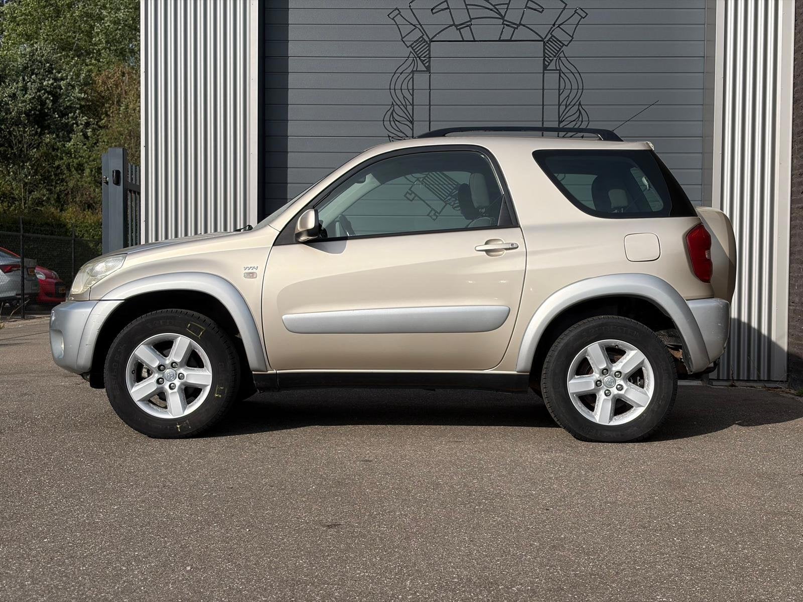 Toyota RAV4 2.0-16V VVT-i Luna Ecc|Cruise, 1998 cc, Stof, Gebruikt, 4 cilinders