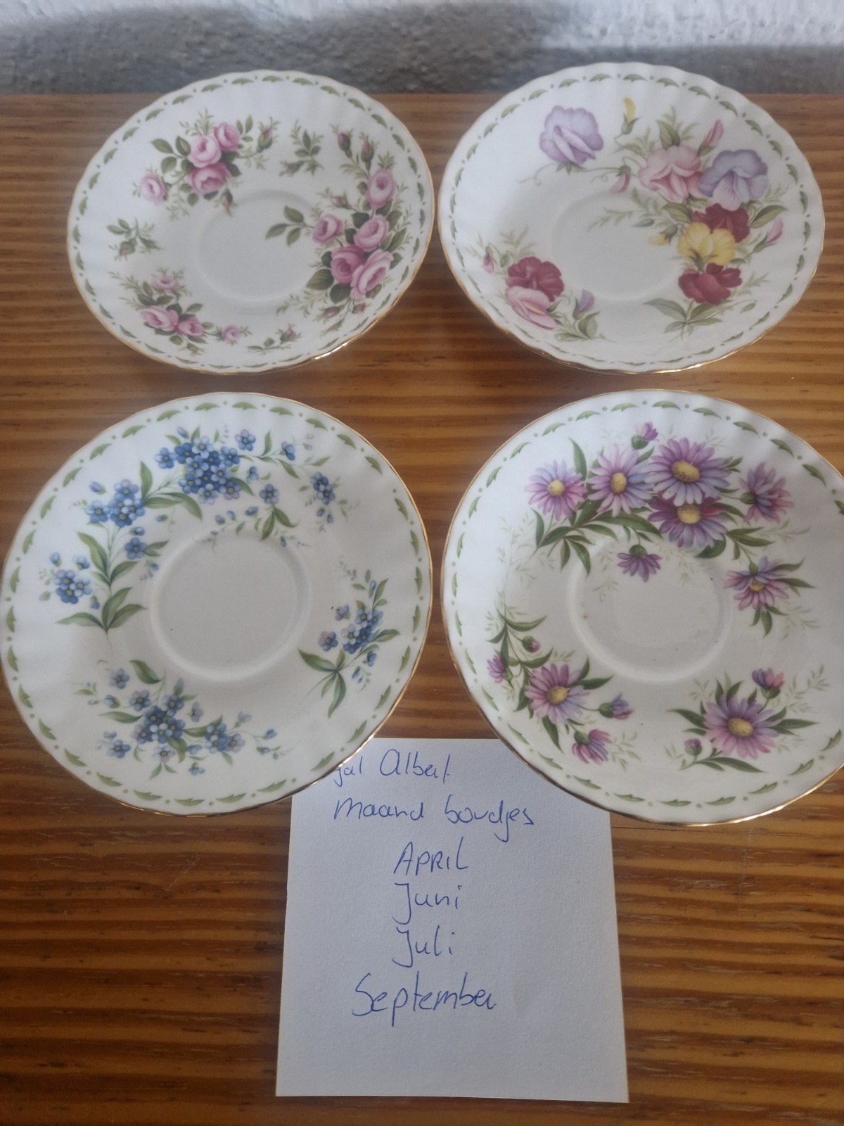 Royal albert schotels maand april juni juli september, Ophalen of Verzenden