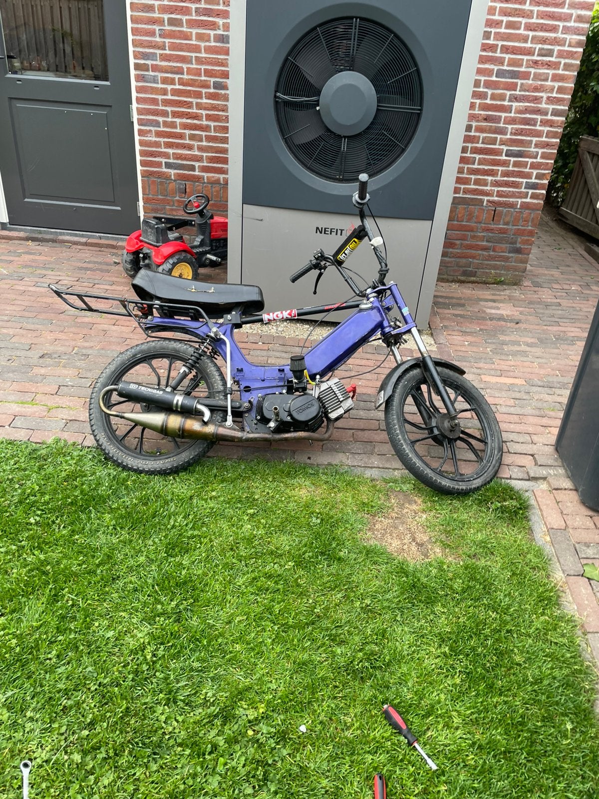 Tomos, Fietsen en Brommers, Ophalen, Zo goed als nieuw, Standard
