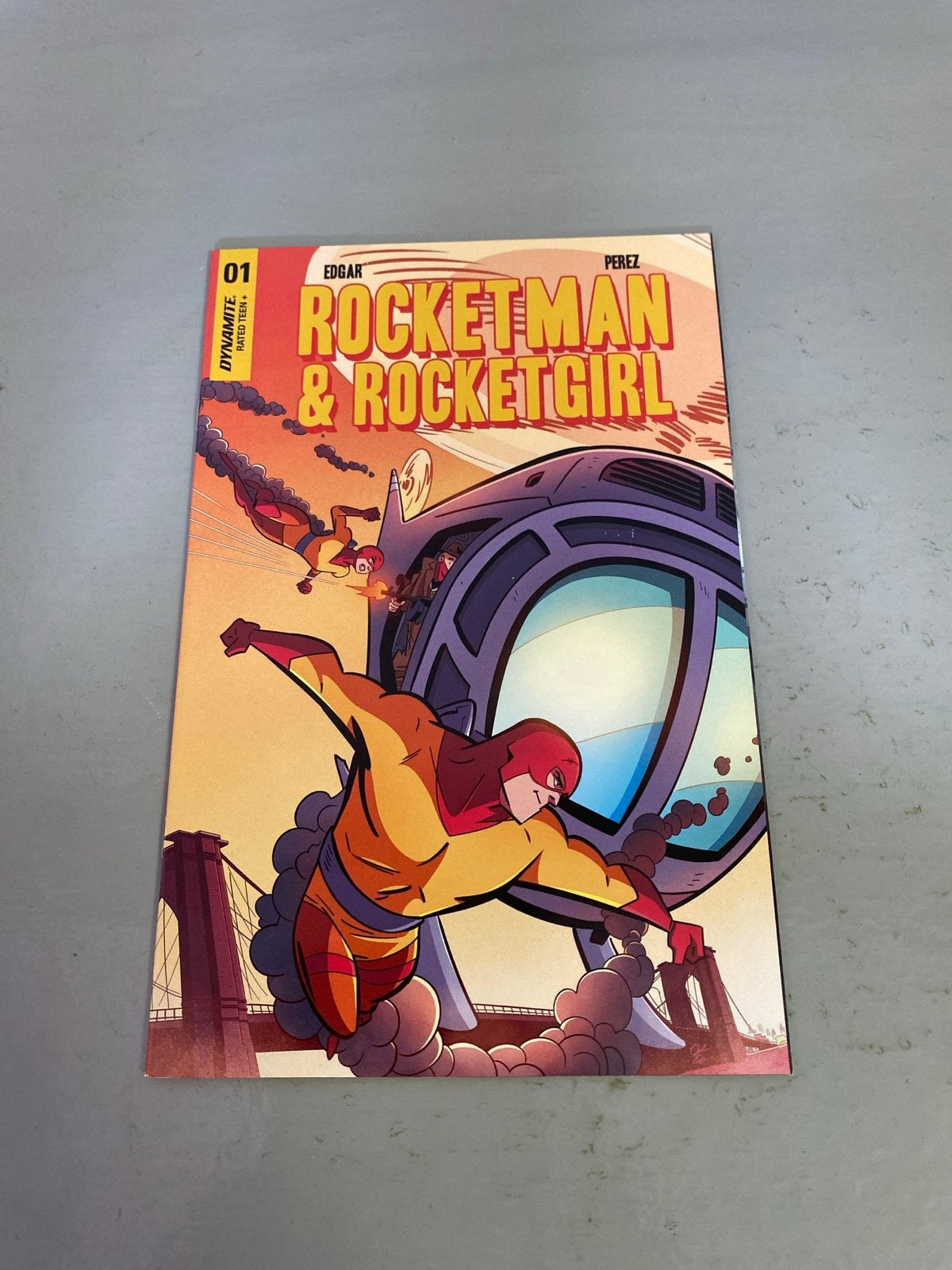 Rocketman & Rocketgirl #1 Jacob Edgar Variant Comic, Boeken, Strips | Comics, Eén comic, Ophalen of Verzenden, Zo goed als nieuw