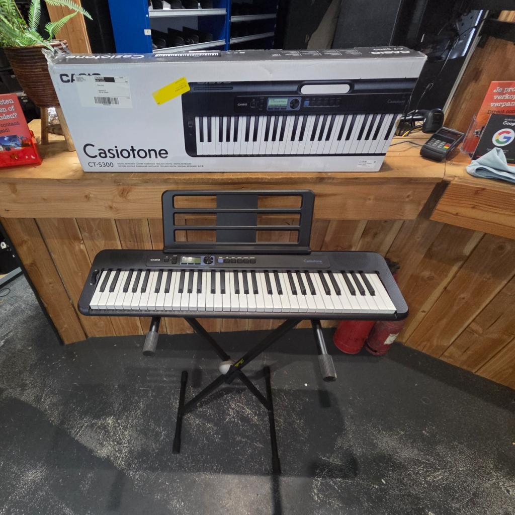 Casio CT-5300 Keyboard 61Keys | ZGAN, Muziek en Instrumenten, Flex Ltd., Zo goed als nieuw, https://flex.com/contact-us, Nobelstraat 10, 5807 GA Oostrum