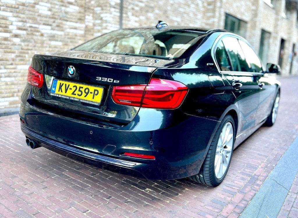 BMW 3-Serie 330e Iperformance 252pk Aut 2016 Zwart, 1998 cc, Achterwielaandrijving, 0 kg, Zwart